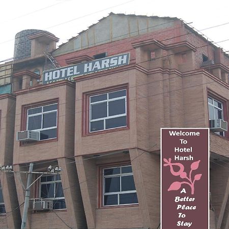 Harsh Hotel Suratgarh ภายนอก รูปภาพ