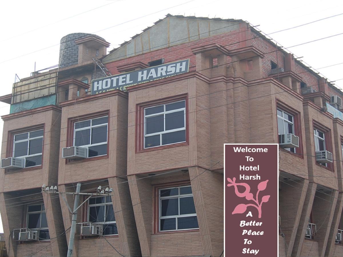 Harsh Hotel Suratgarh ภายนอก รูปภาพ